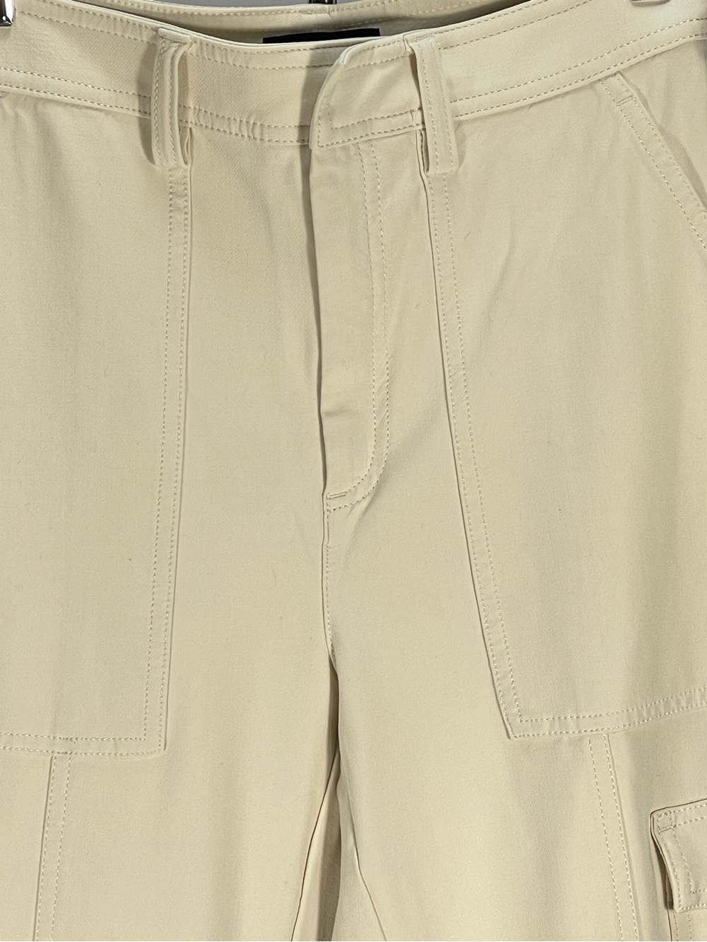 Banana Republic Cream Cargo Pants. Rayon & Spandex mix. Sz 4 NO BELT - Picture 7 of 9
